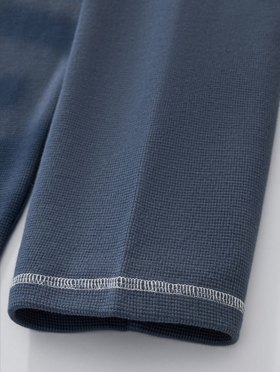 Minimal Smiley Spray Crewneck