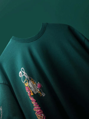 CHAINED ARTEFACT GRAPHIC TEE