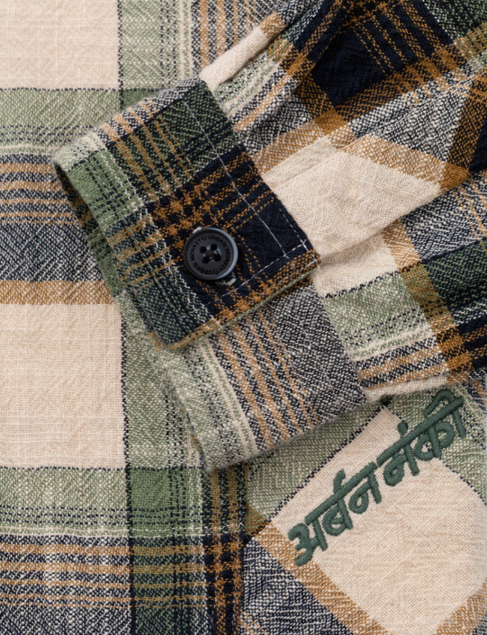 Screenshot 2025-11-25 174644 VINTAGE GREEN PLAID FLANNEL SHIRT