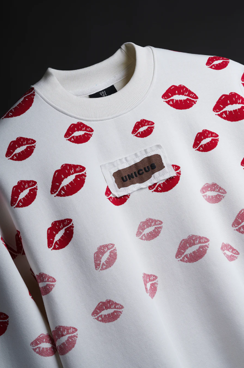 UNICUS KISSMARK SWEATSHIRT