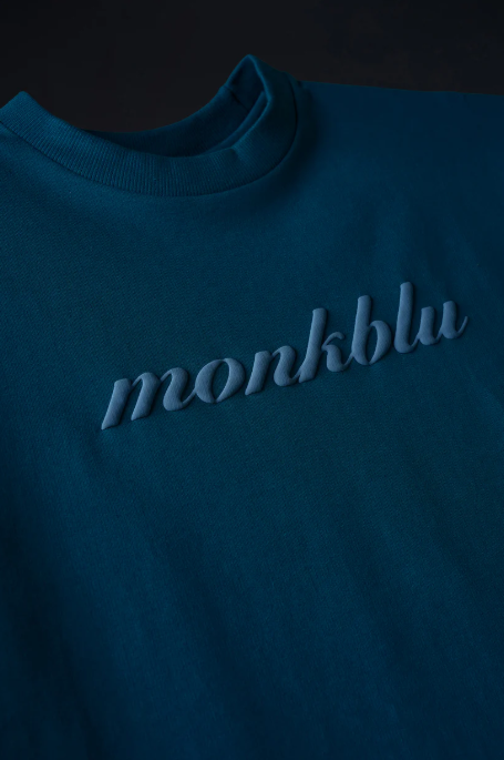 ERUPTION-TEXTURED TEE